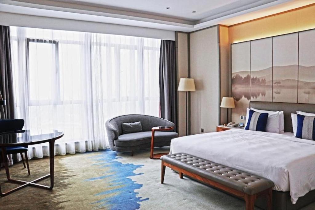 Rosedale Hotel Taicang Buitenkant foto