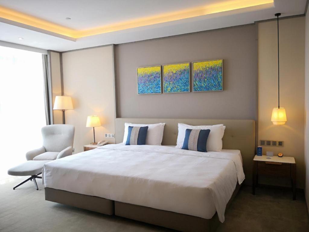 Rosedale Hotel Taicang Buitenkant foto